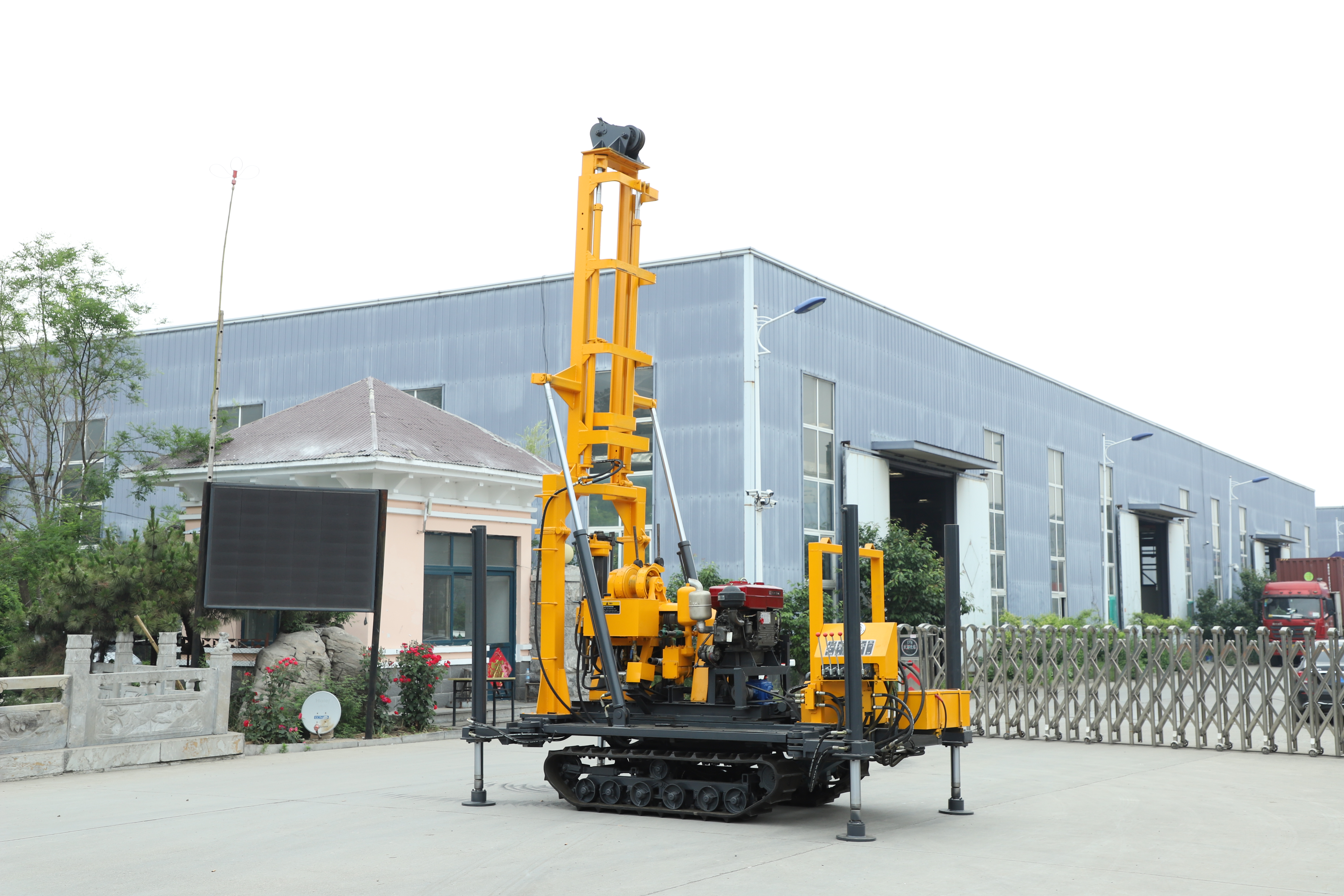 8 Precautions for Parking Water Well Drilling Rigs in Winter